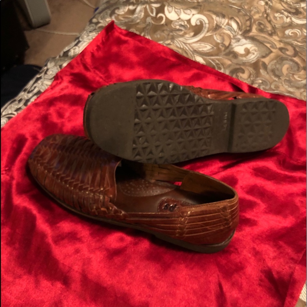 Men’s leather dress shoes.